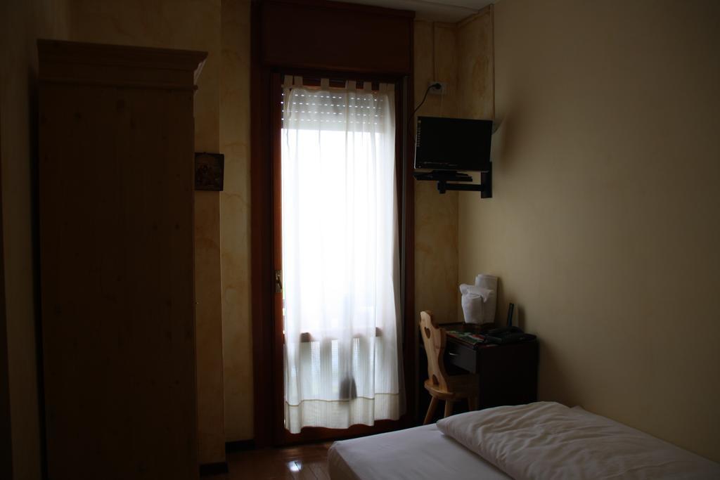 Hotel La Caminatha Валь-ді-Цольдо Номер фото